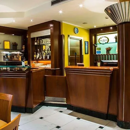 فندق Ristorante San Marco كارماجنولا